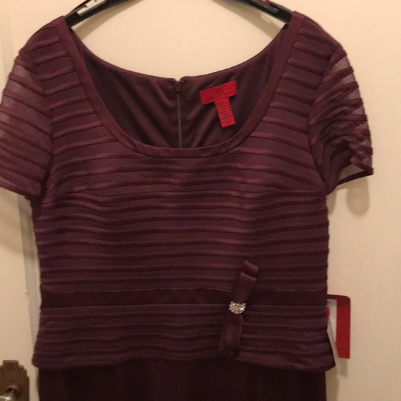 JS collections formal gown size 14 - Picture 2 of 4